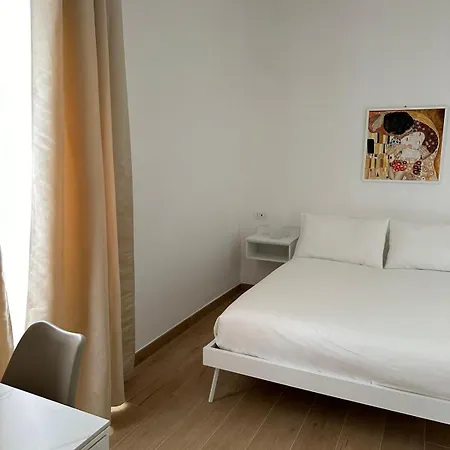 Vr Guest house